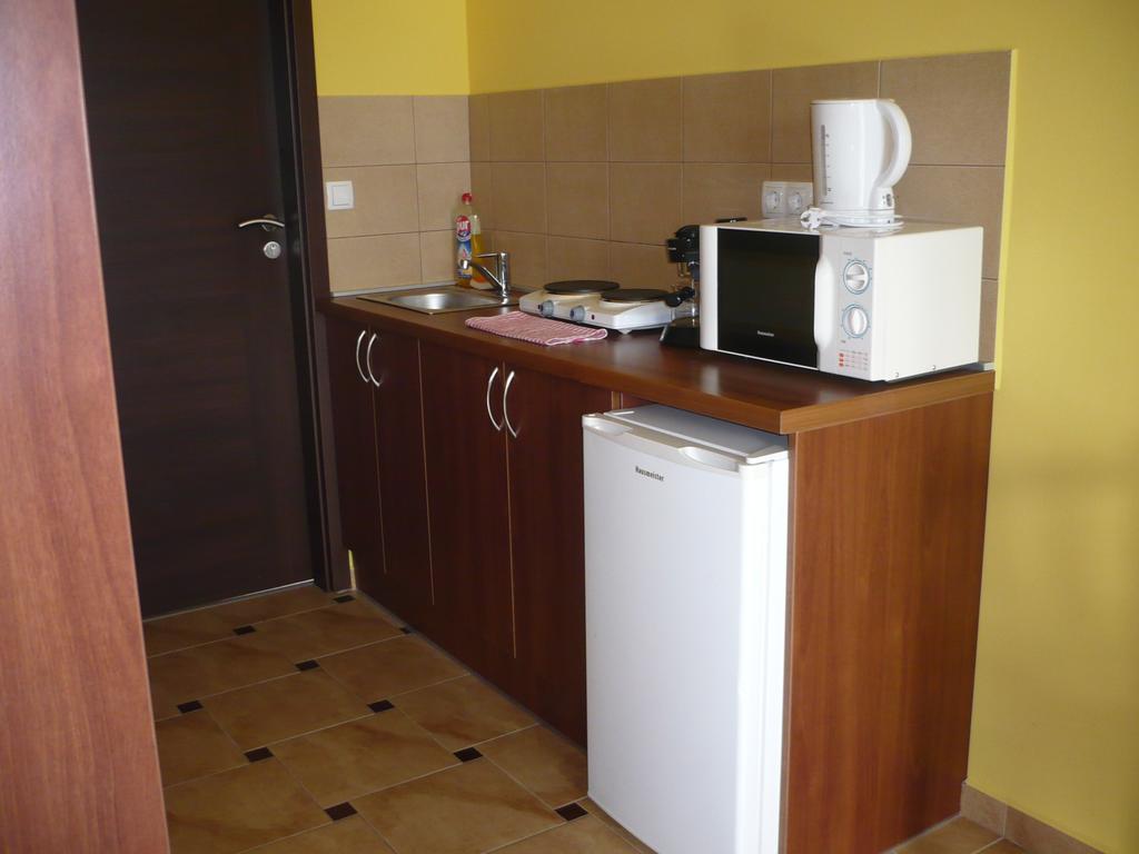 Adrienn Apartman Apartment Sarvar Luaran gambar